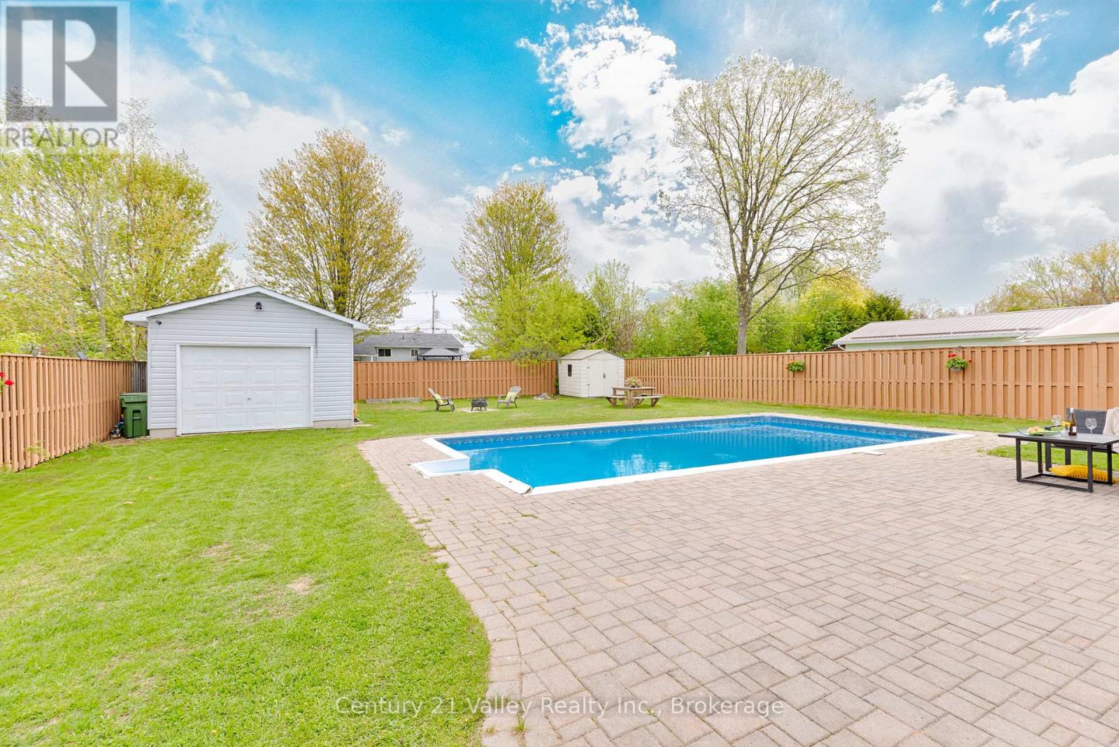 36 Mary Street, Petawawa, Ontario  K8H 1R9 - Photo 39 - X13170170