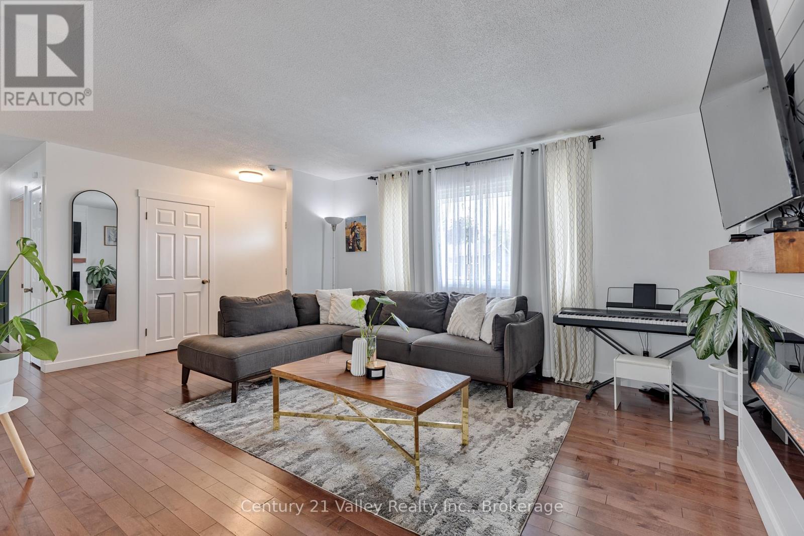 36 Mary Street, Petawawa, Ontario  K8H 1R9 - Photo 8 - X13170170