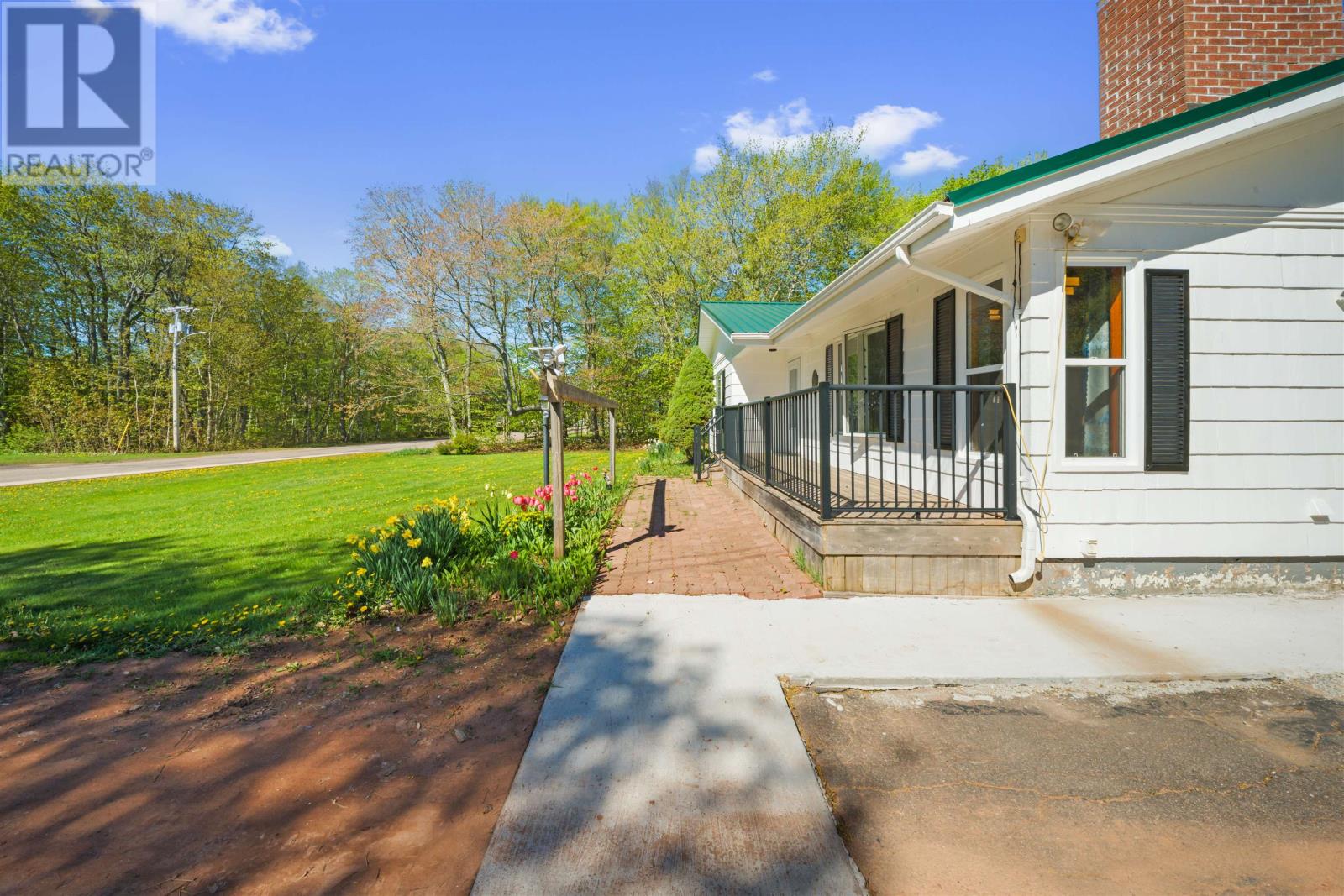 21 Community Street, O'leary, Prince Edward Island  C0B 1V0 - Photo 4 - 202612049