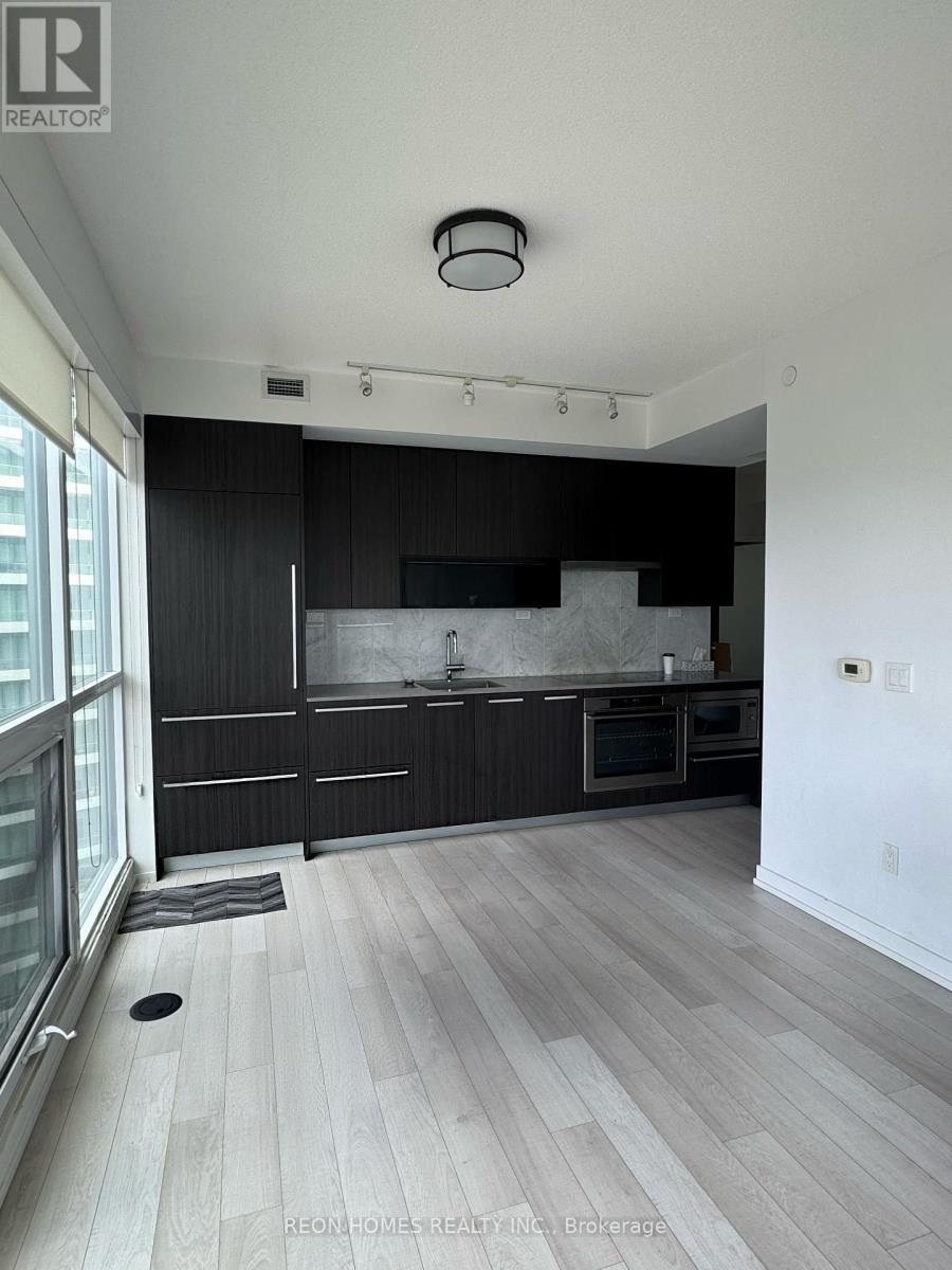 1603 - 115 Mcmahon Drive, Toronto, Ontario  M2K 0E3 - Photo 7 - C13150524