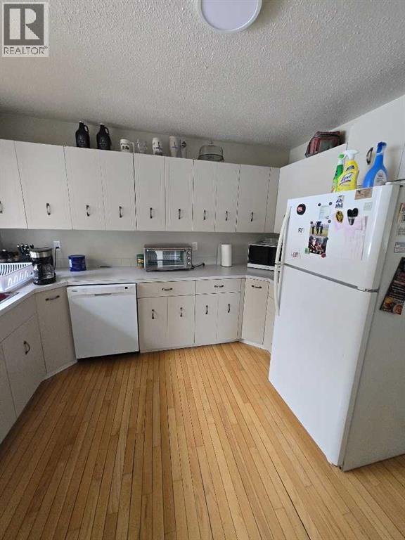 805 8 Street, Fox Creek, Alberta  T0H 1P0 - Photo 14 - A2301350