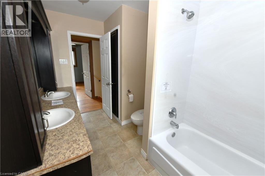 110 Silverspring Crescent, Kitchener, Ontario  N2M 4P4 - Photo 13 - 40828484