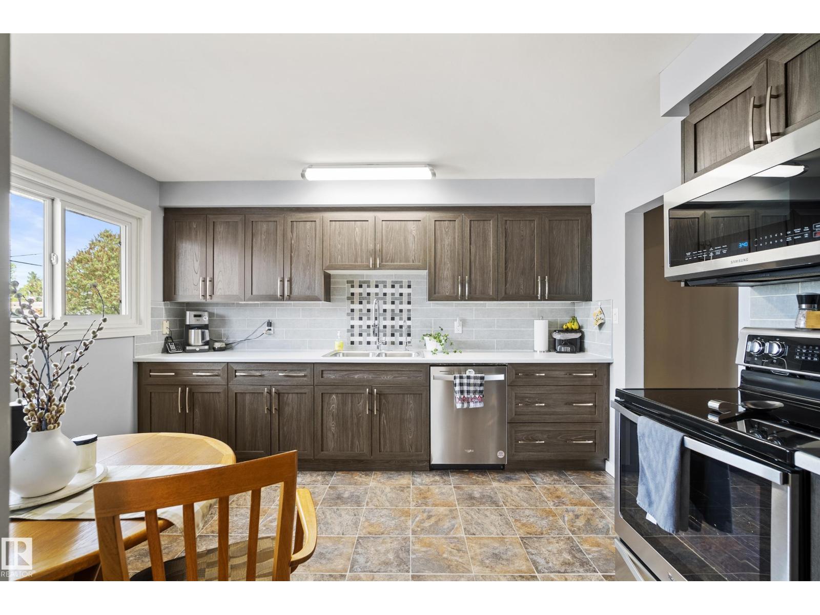 8804 136 Av Nw, Edmonton, Alberta  T5E 1V4 - Photo 11 - E4489819