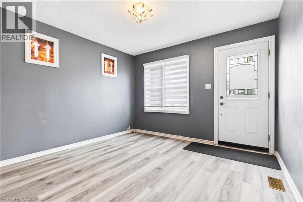 14 Cambridge Avenue, Hamilton, Ontario  L8H 1T5 - Photo 2 - 40828758