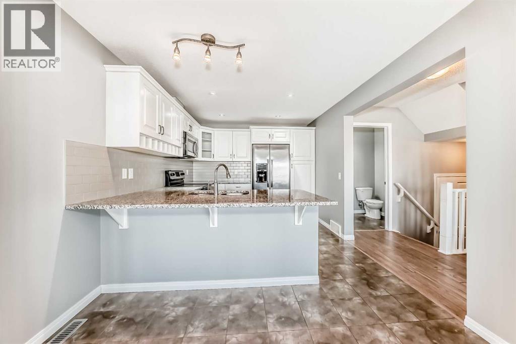 147 Windford Crescent Sw, Airdrie, Alberta  T4B 4G4 - Photo 3 - A2300067
