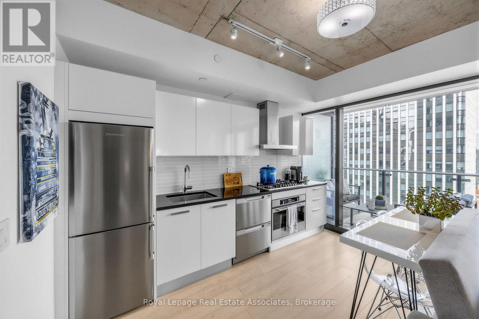 3102 - 224 King Street W, Toronto, Ontario  M5H 0A6 - Photo 6 - C13170128