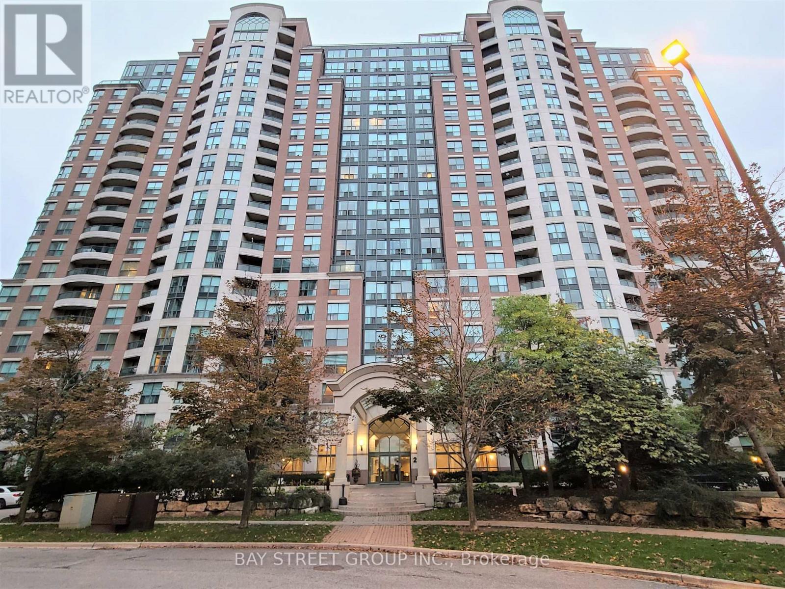 1108 - 23 LORRAINE DRIVE, Toronto, Ontario