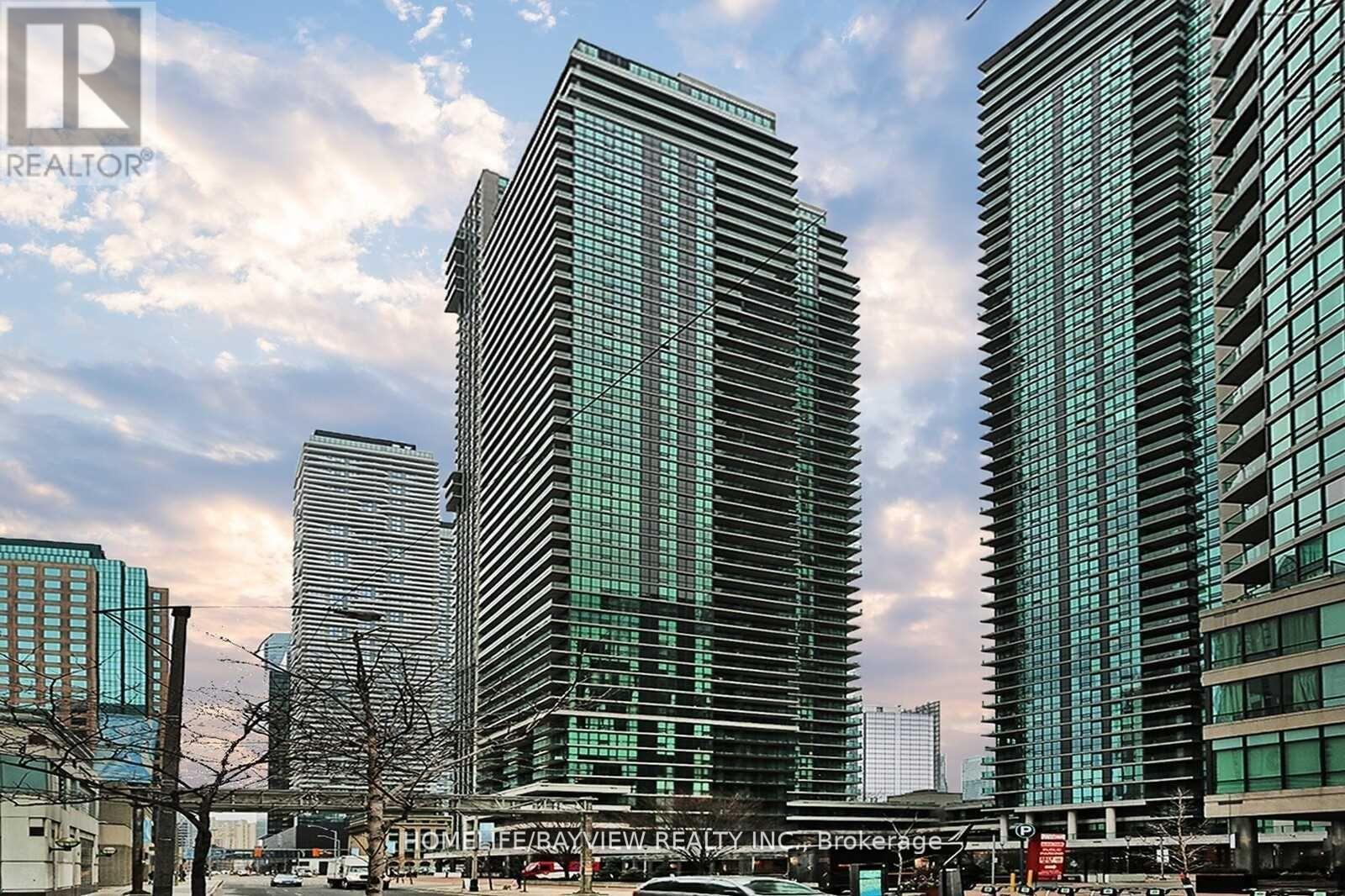 1905 - 33 BAY STREET, Toronto, Ontario