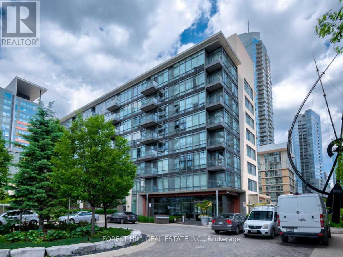 919 - 15 BRUNEL COURT, Toronto, Ontario