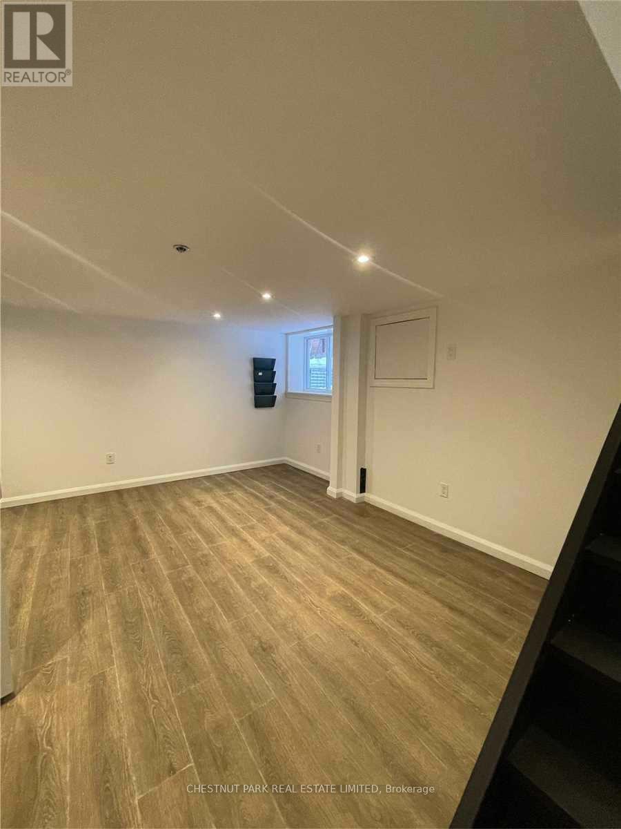 Lower - 24 Strathgowan Avenue, Toronto, Ontario  M4N 1B9 - Photo 5 - C13170226