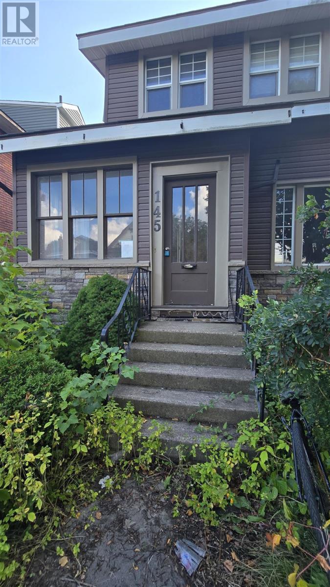145 Albert St, Sault Ste. Marie, Ontario  P6A 1B5 - Photo 2 - SM261115