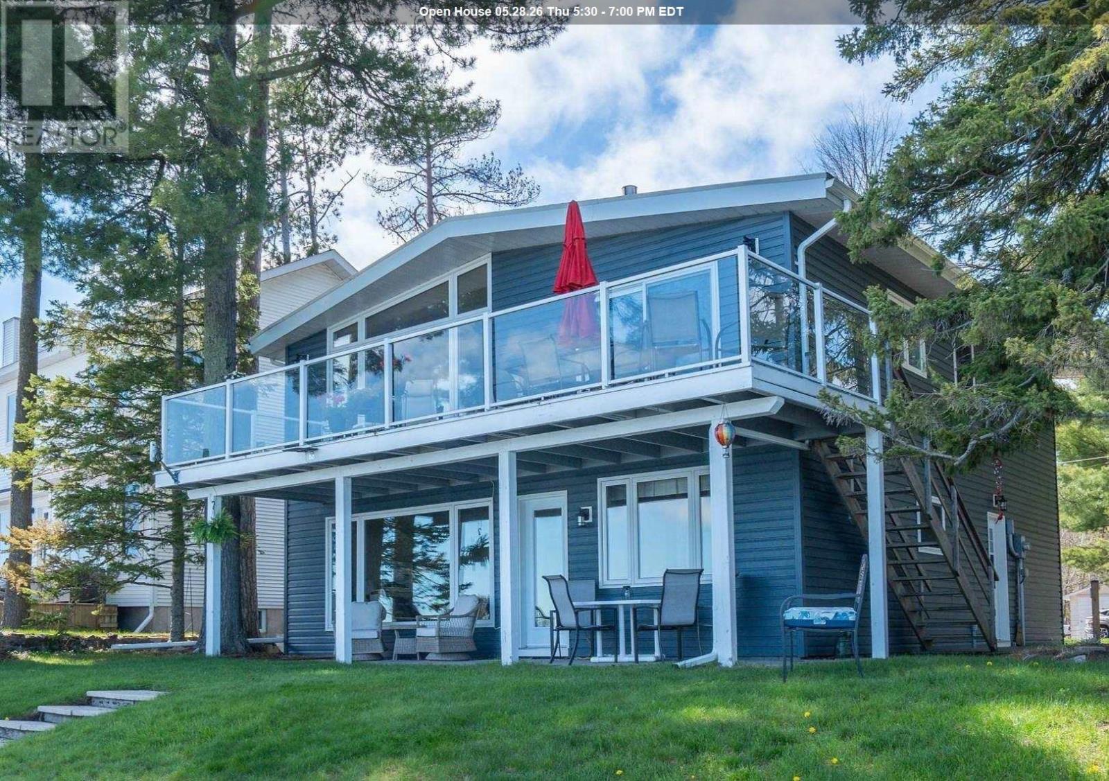 452 Red Pine Dr, Sault Ste. Marie, Ontario P6A 5K6 - Photo 1 - SM261137