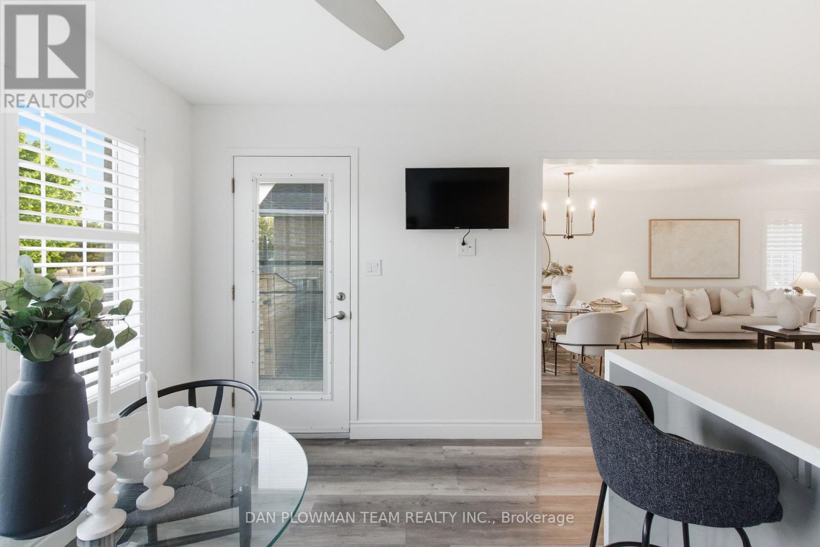 7 Treen Crescent, Whitby, Ontario  L1R 3C7 - Photo 15 - E13170182