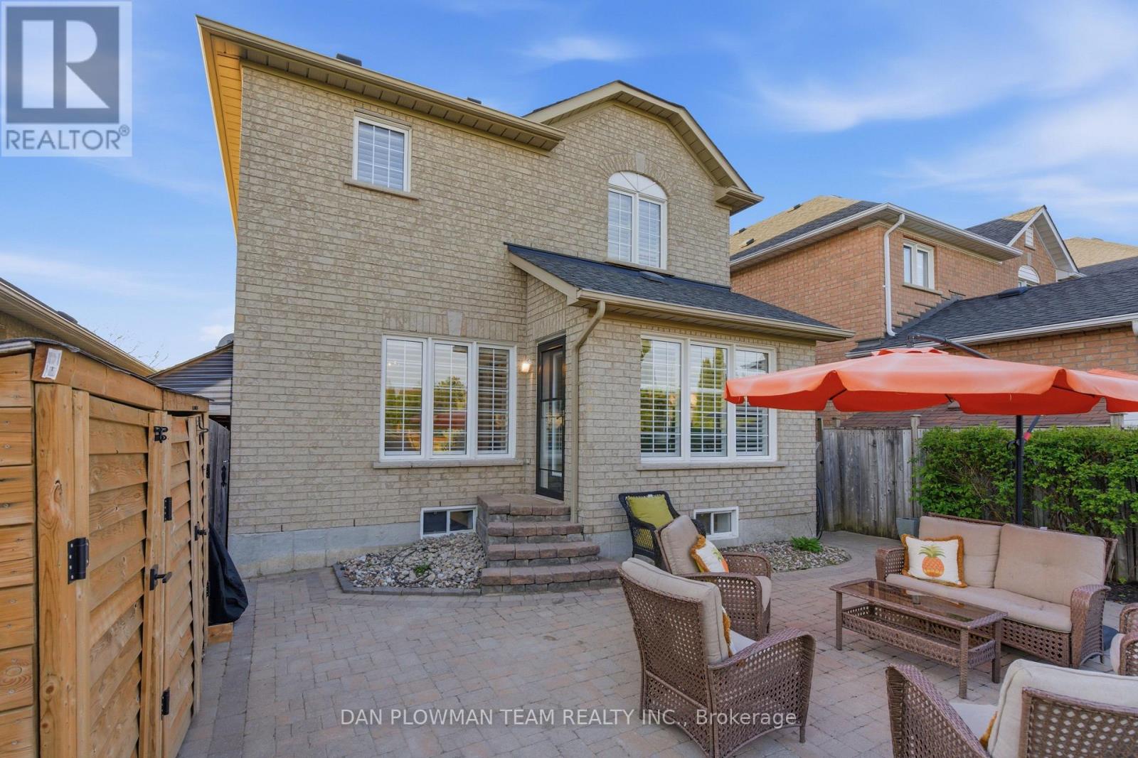 7 Treen Crescent, Whitby, Ontario  L1R 3C7 - Photo 38 - E13170182