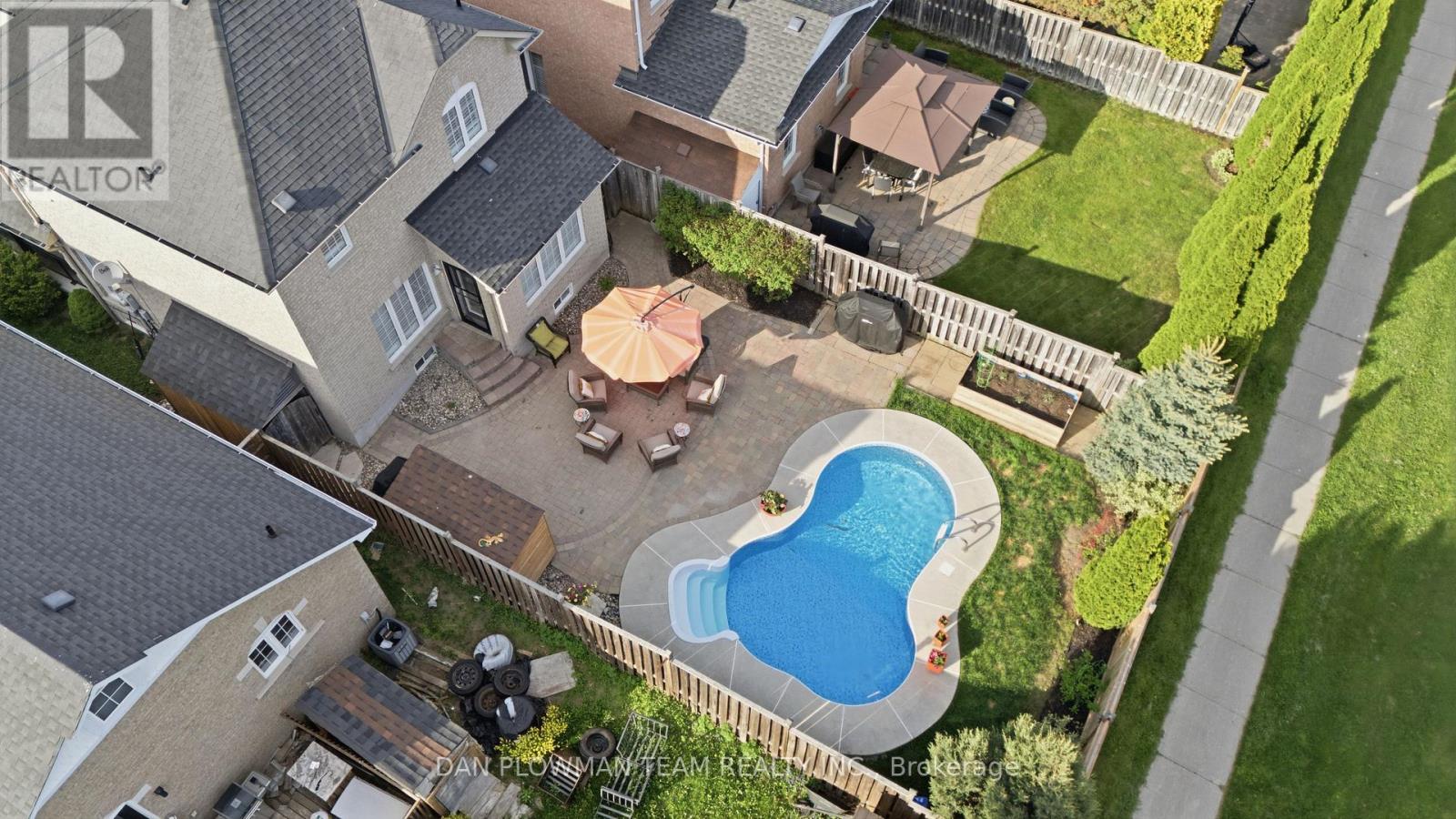7 Treen Crescent, Whitby, Ontario  L1R 3C7 - Photo 44 - E13170182