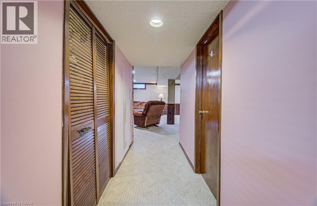 119 Martinglen Crescent, Kitchener, Ontario N2E 2A3 - Photo 26 - 40833095