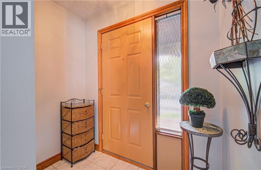 119 Martinglen Crescent, Kitchener, Ontario N2E 2A3 - Photo 5 - 40833095