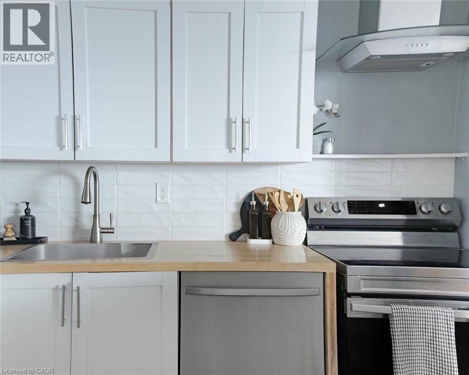 11 Neilson Drive Unit# 609, Toronto, Ontario  M9C 1V4 - Photo 4 - 40832955
