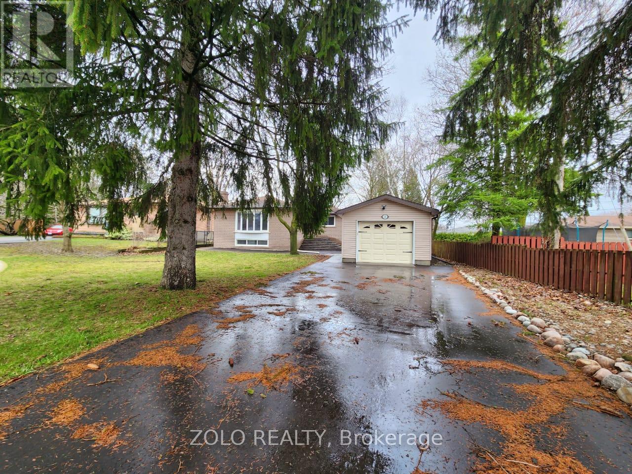 LOWER - 3 CABOT COURT, Aurora, Ontario
