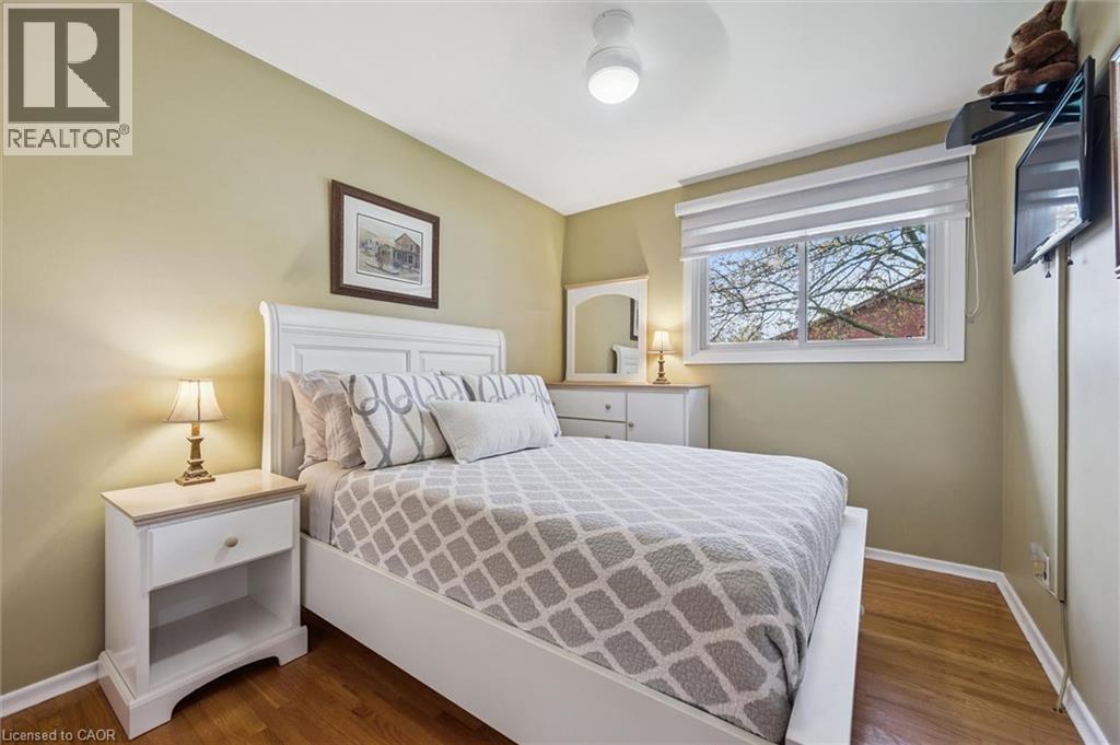 574 Sprucehill Avenue, Waterloo, Ontario  N2L 4V9 - Photo 23 - 40825829