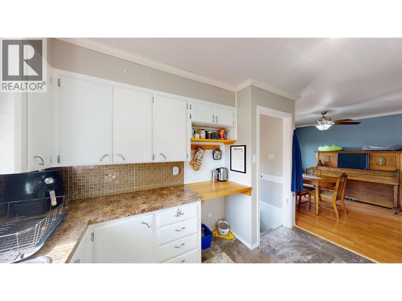 9711 106 Avenue, Fort St. John, British Columbia  V1J 2N6 - Photo 7 - R3127386