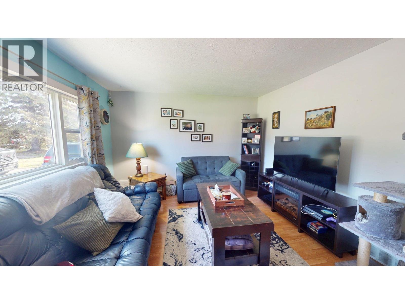 9711 106 Avenue, Fort St. John, British Columbia  V1J 2N6 - Photo 3 - R3127386