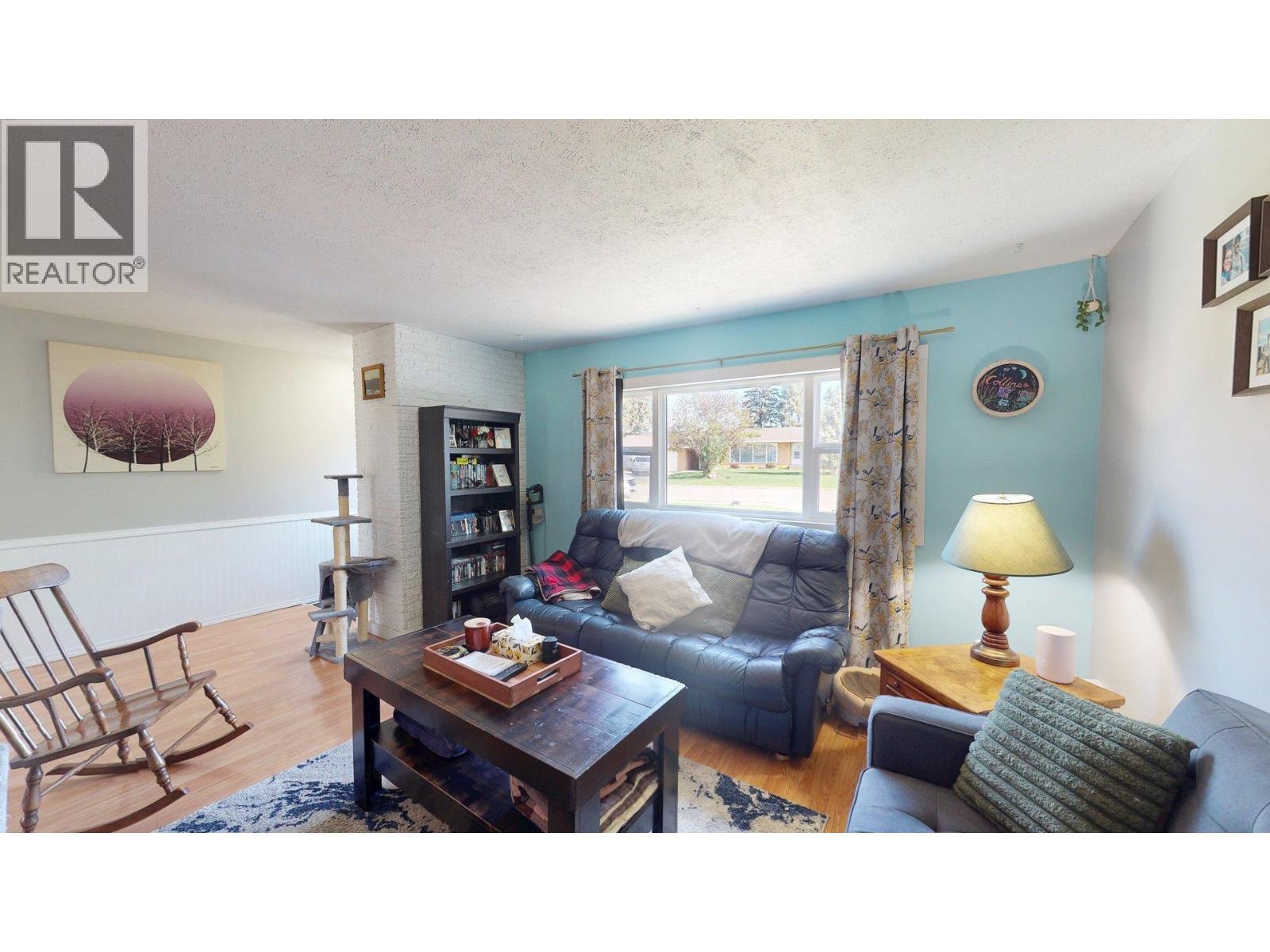 9711 106 Avenue, Fort St. John, British Columbia  V1J 2N6 - Photo 2 - R3127386