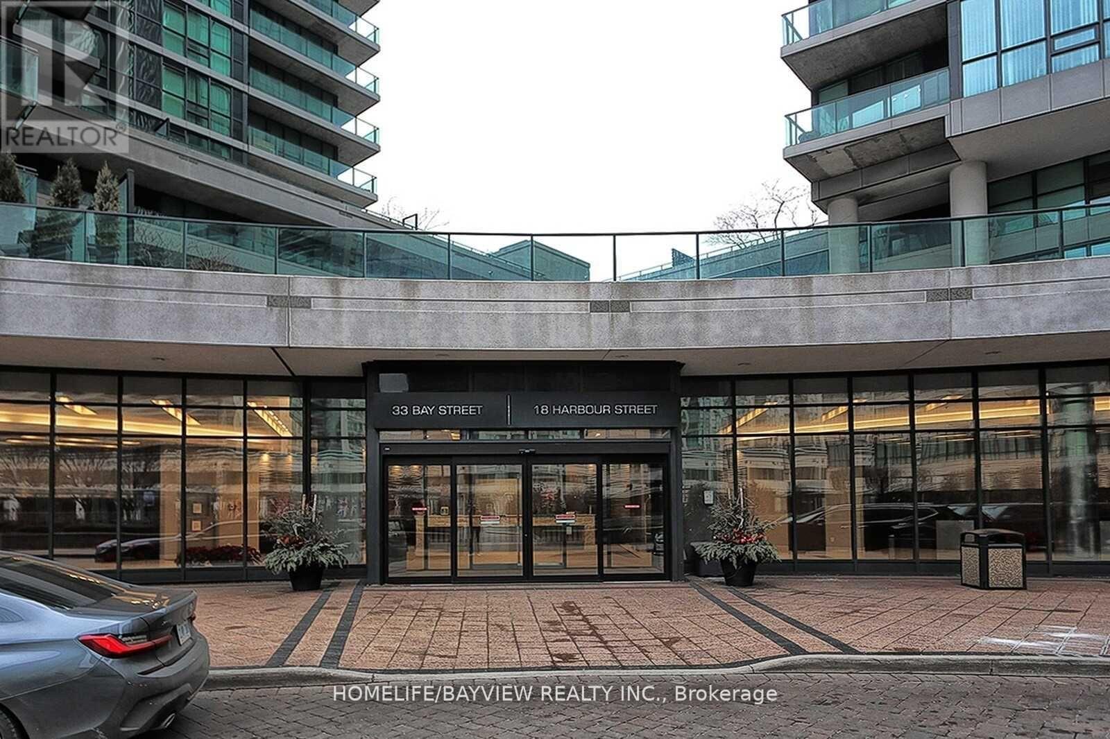 1905 - 33 Bay Street, Toronto, Ontario  M5J 2Z3 - Photo 3 - C13170152