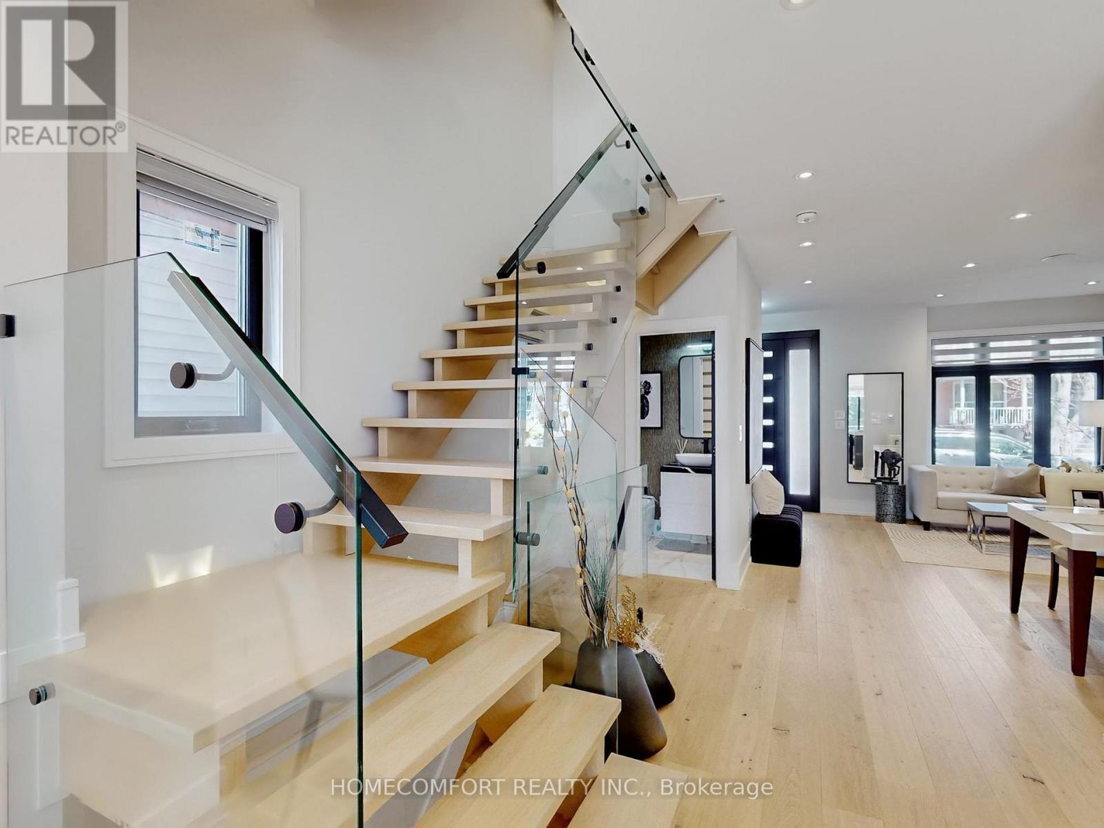 70 Bellefair Avenue, Toronto, Ontario  M4L 3T8 - Photo 15 - E12974578
