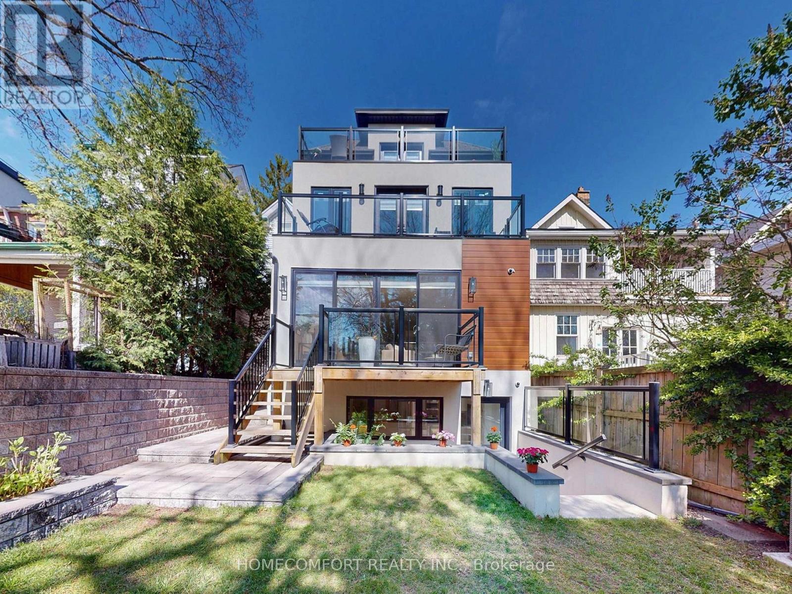 70 Bellefair Avenue, Toronto, Ontario  M4L 3T8 - Photo 2 - E12974578