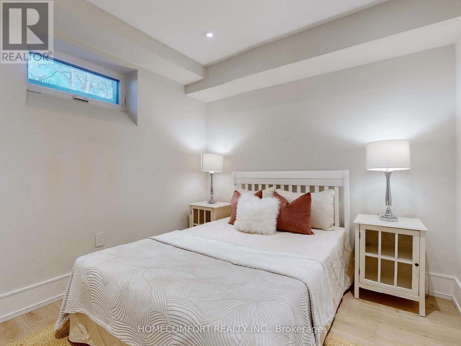 70 Bellefair Avenue, Toronto, Ontario  M4L 3T8 - Photo 38 - E12974578