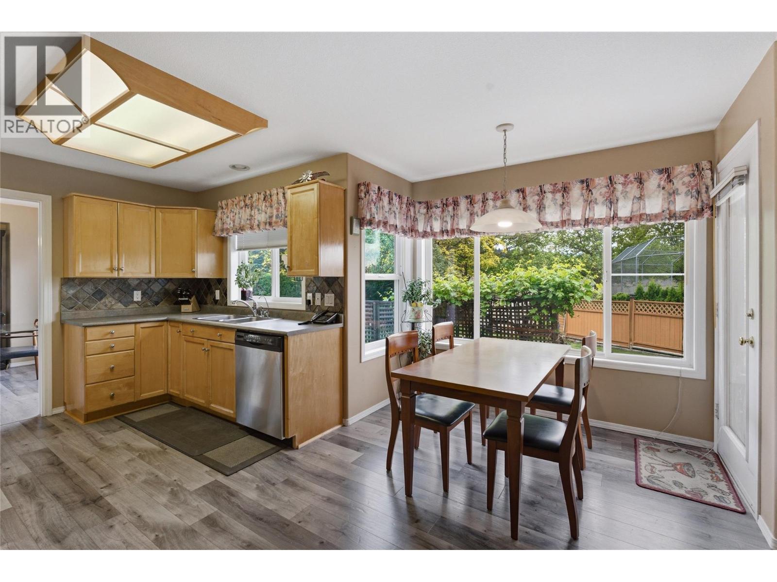 445 Yates Road N Unit# 137, Kelowna, British Columbia  V1V 1Y4 - Photo 8 - 10386439