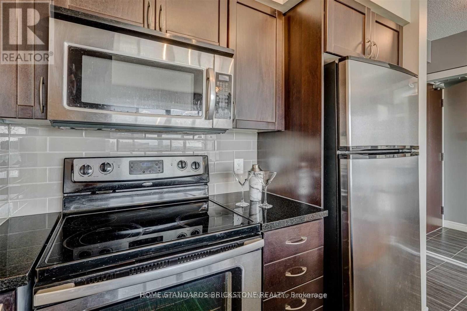 2905 - 208 Enfield Place, Mississauga, Ontario  L5B 0G8 - Photo 6 - W13170074