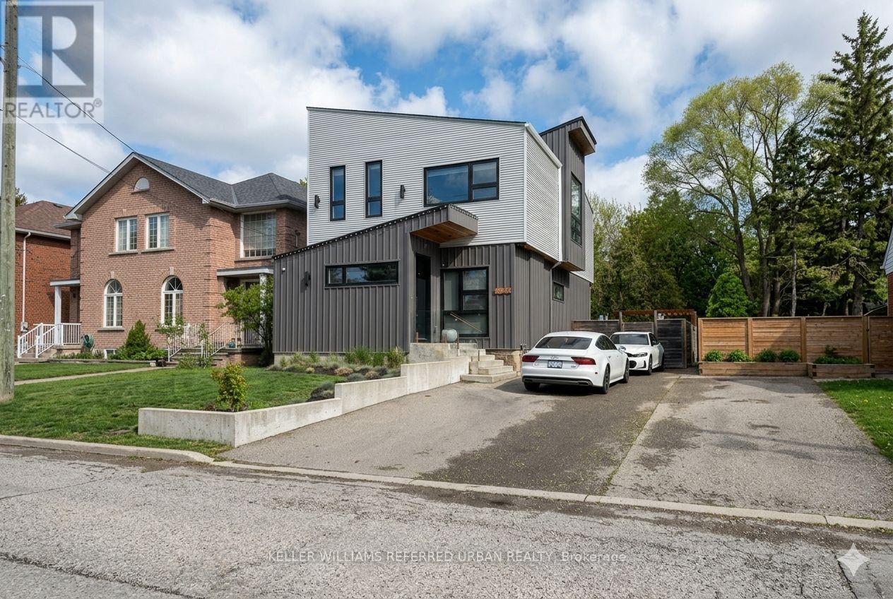 22 Daniels Street, Toronto, Ontario  M8Y 1L8 - Photo 4 - W13170108