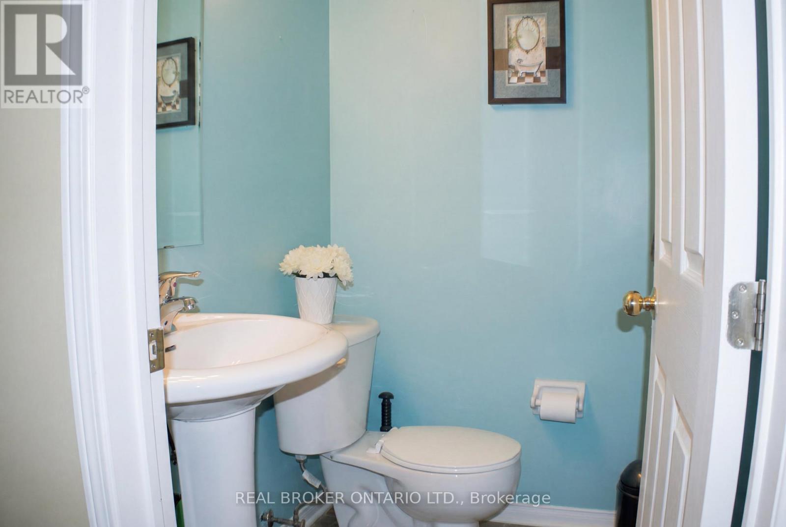 34 Axelrod Avenue, Brampton, Ontario  L6Y 5S9 - Photo 5 - W13170118