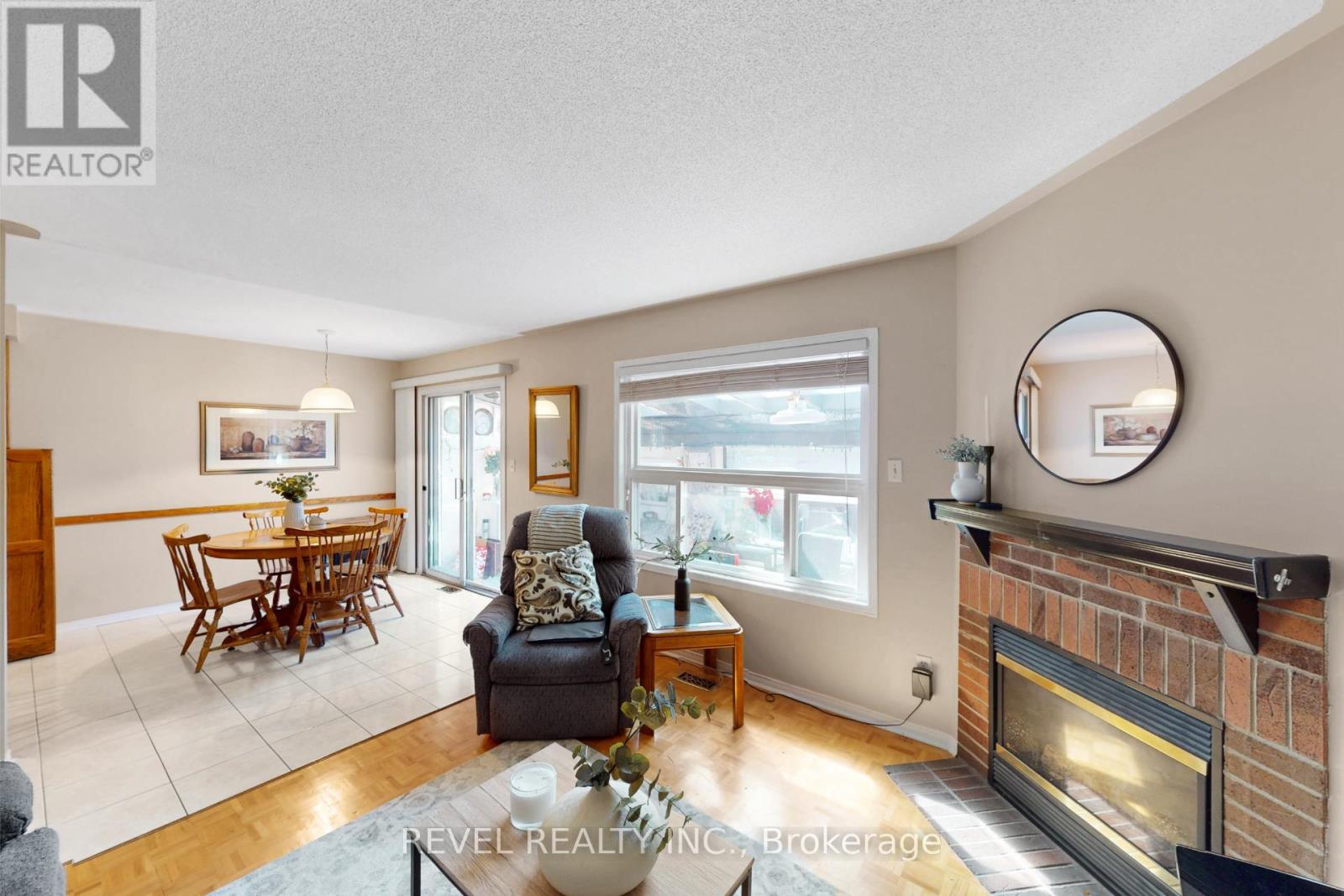 1263 Bantham Street, Mississauga, Ontario  L5V 1Y8 - Photo 14 - W13170168