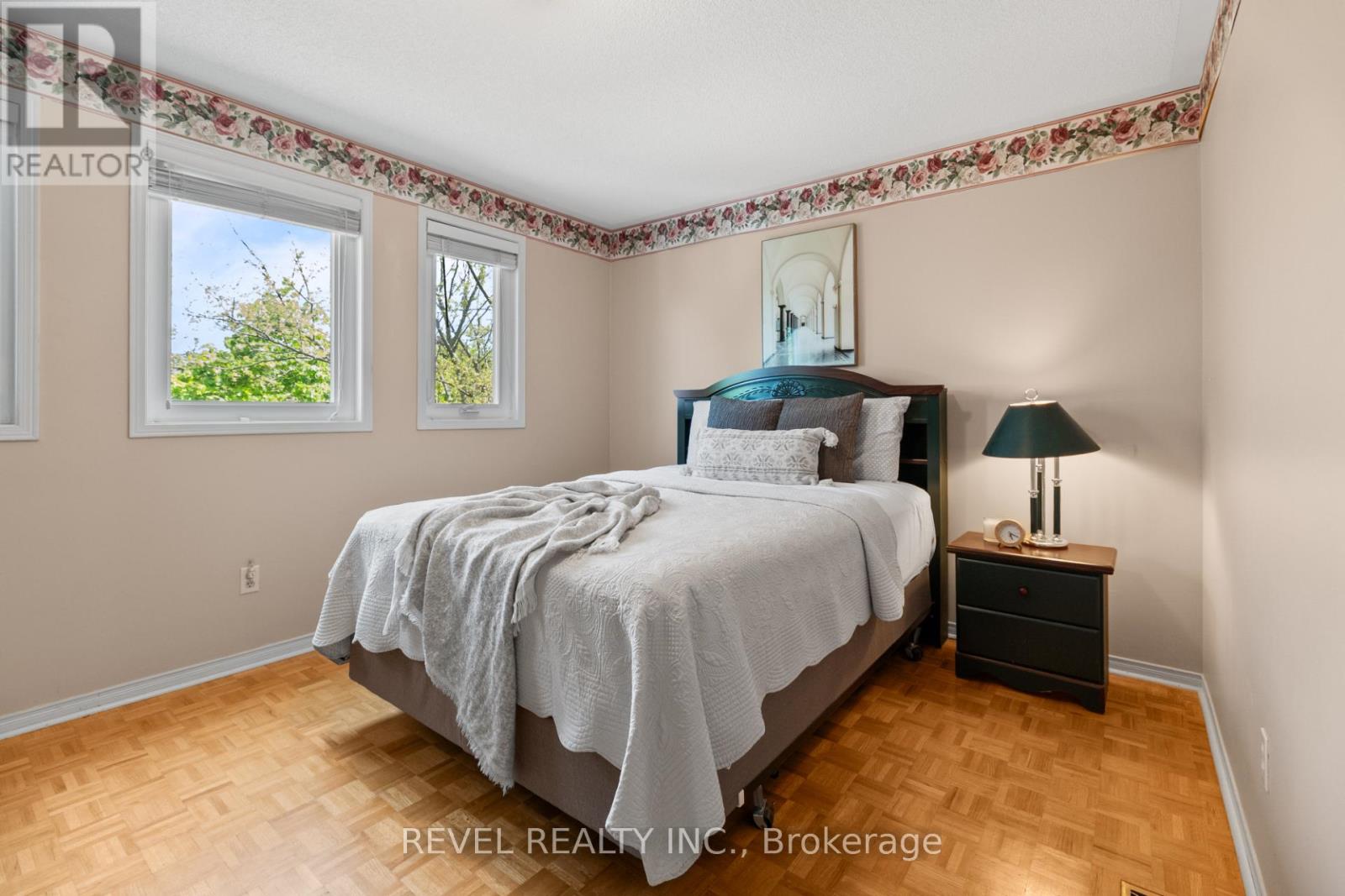 1263 Bantham Street, Mississauga, Ontario  L5V 1Y8 - Photo 23 - W13170168