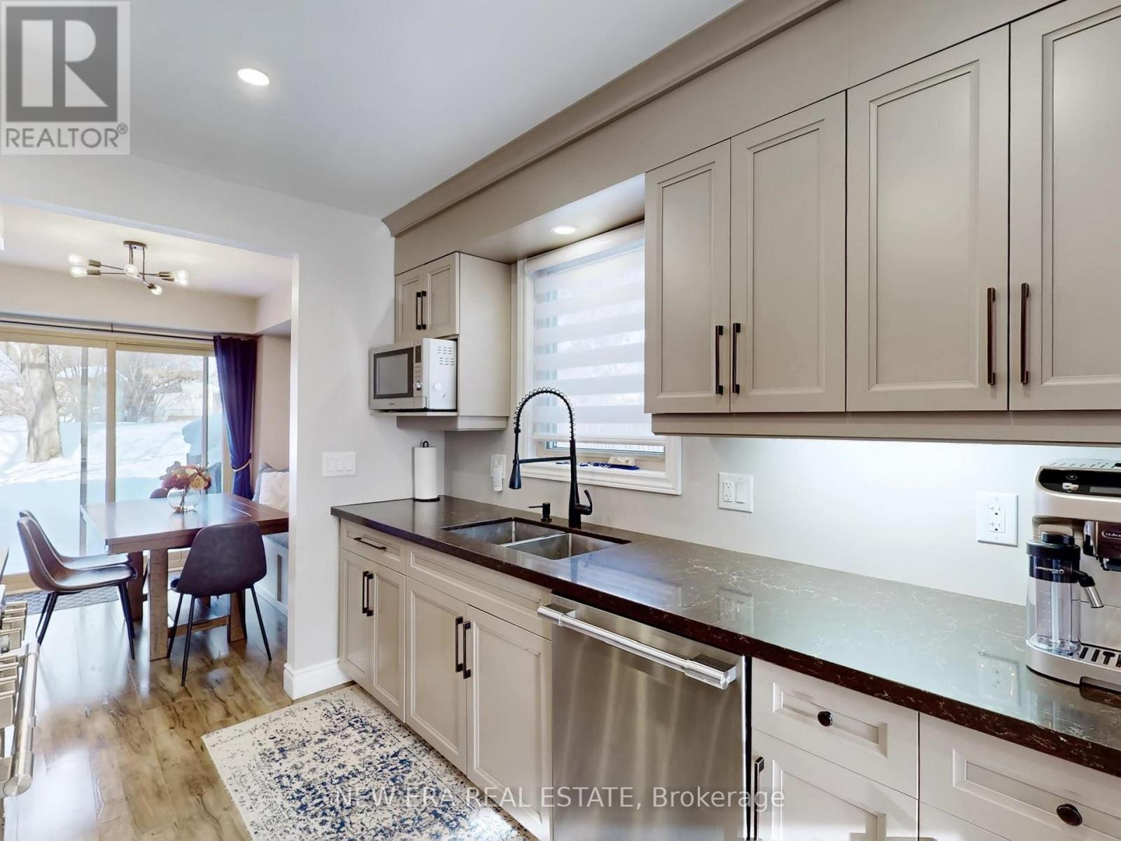 7189 Joliette Crescent, Mississauga, Ontario  L5N 1Z2 - Photo 8 - W13170178