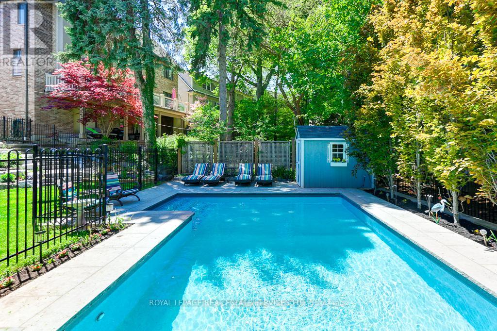 34 Lambeth Road, Toronto, Ontario  M9A 2Y7 - Photo 35 - W13170222