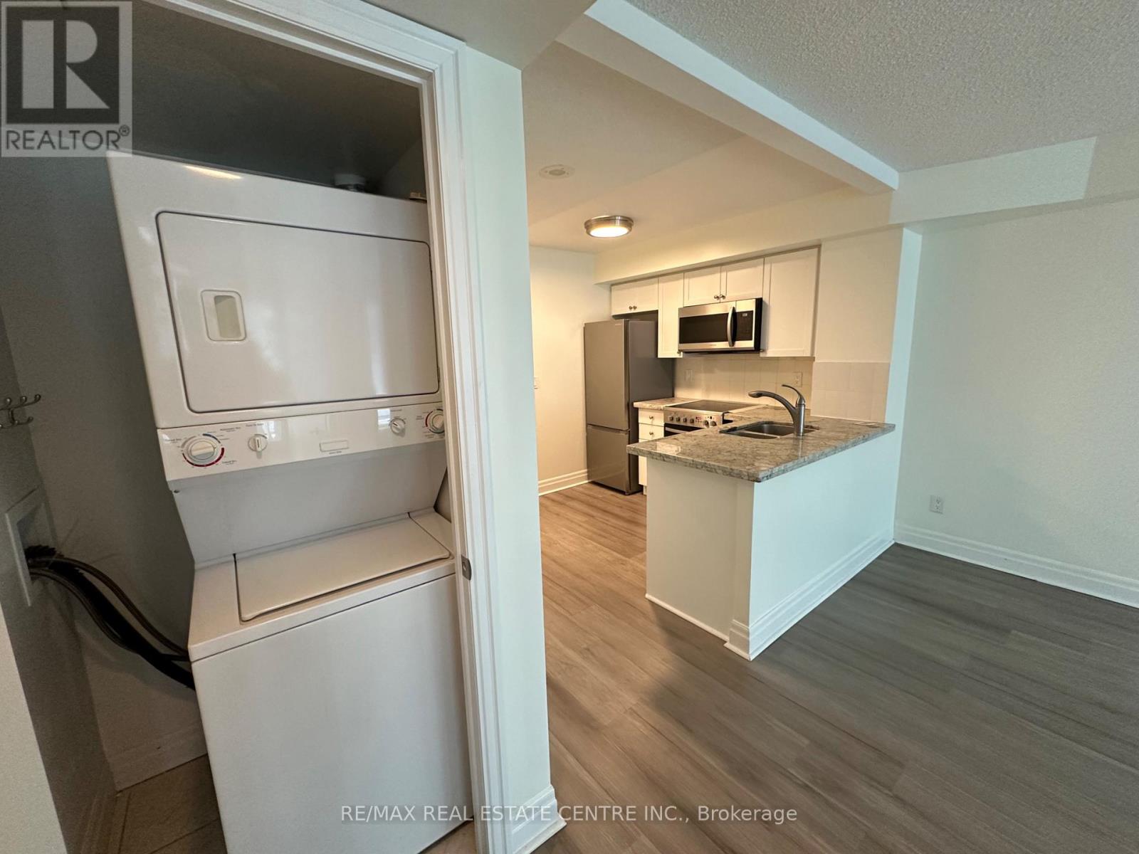 816 - 2121 Lake Shore Boulevard W, Toronto, Ontario  M8V 4E9 - Photo 11 - W13170232