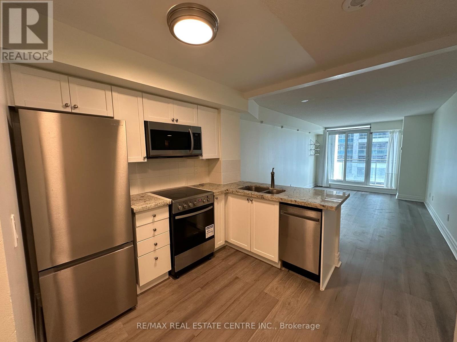 816 - 2121 Lake Shore Boulevard W, Toronto, Ontario  M8V 4E9 - Photo 4 - W13170232