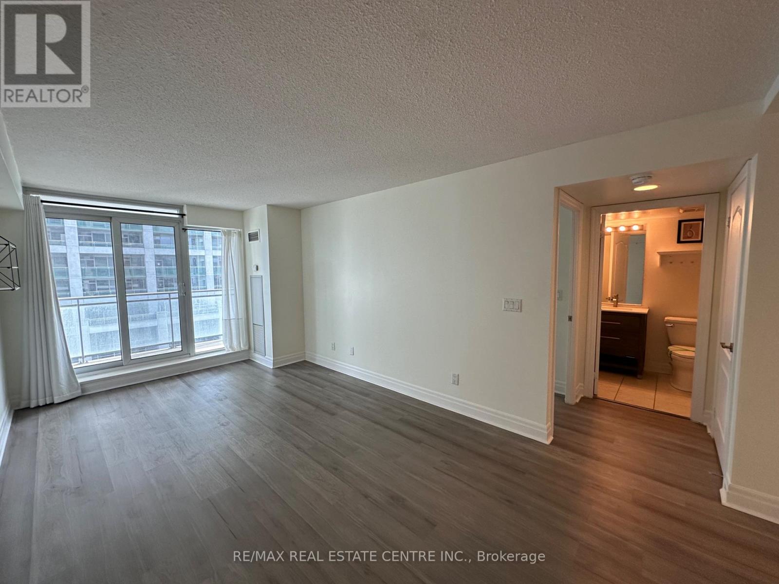 816 - 2121 Lake Shore Boulevard W, Toronto, Ontario  M8V 4E9 - Photo 9 - W13170232