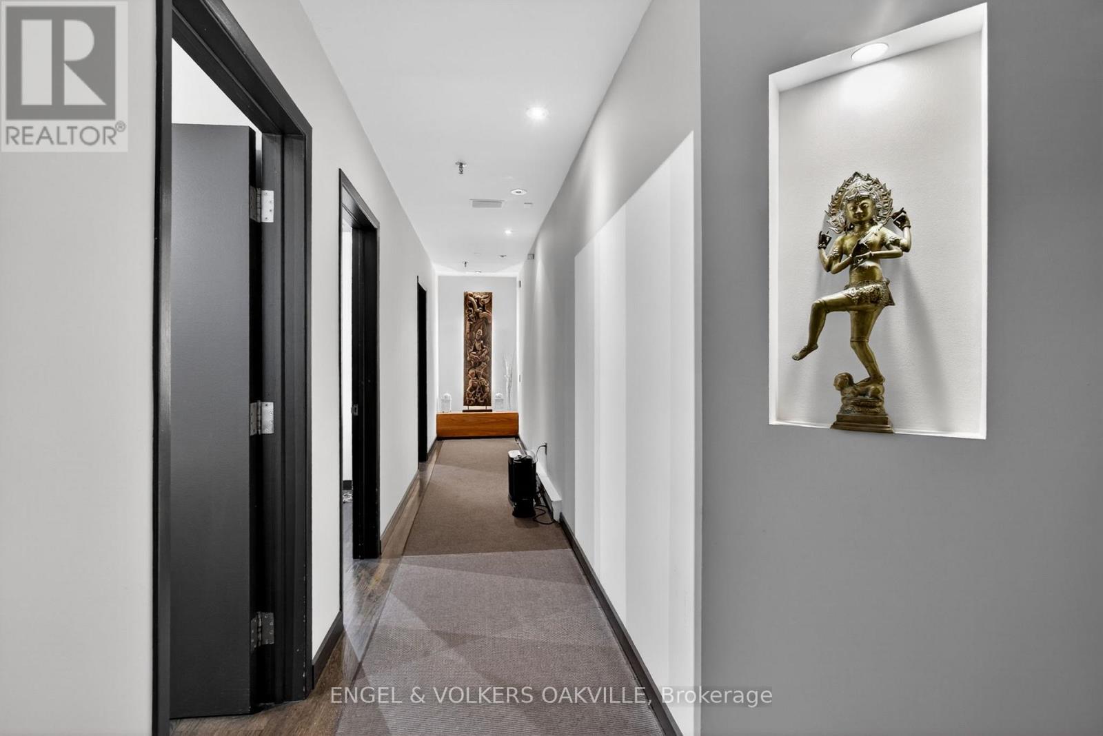 145 Lakeshore Road E, Oakville, Ontario L6J 1H3 - Photo 27 - W13170260