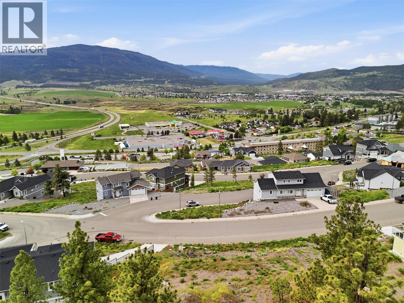2767 Peregrine Way, Merritt, British Columbia  V1K 0B3 - Photo 6 - 10388643