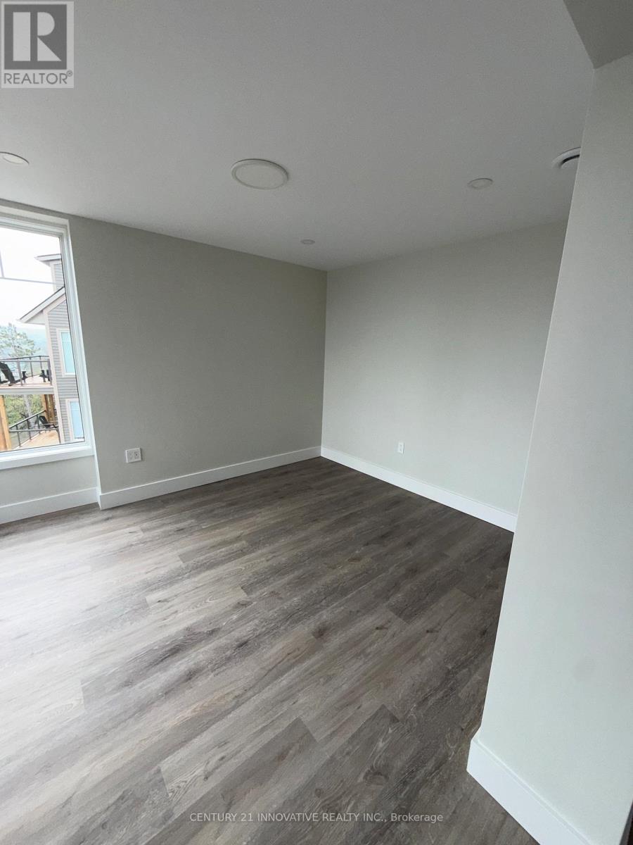 101 - 3 Tree Tops Lane, Huntsville, Ontario  P1H 1A9 - Photo 3 - X13170210