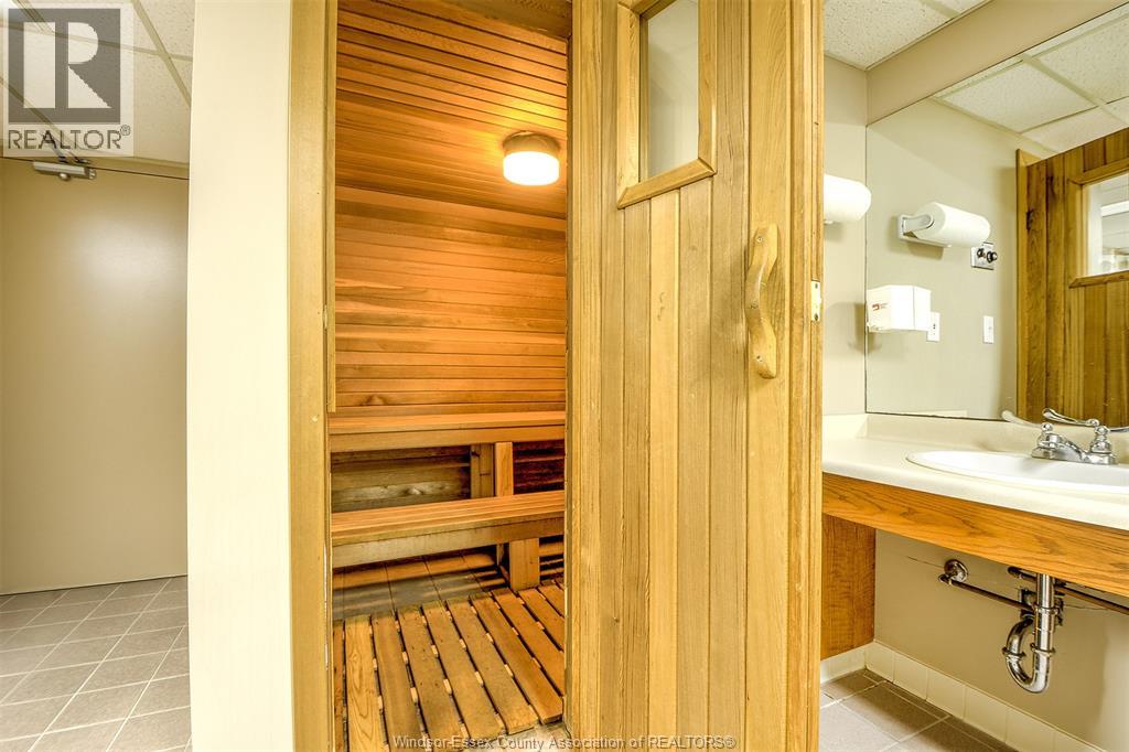 320 Village Grove Drive Unit# A401, Tecumseh, Ontario  N8N 4X7 - Photo 40 - 26012013