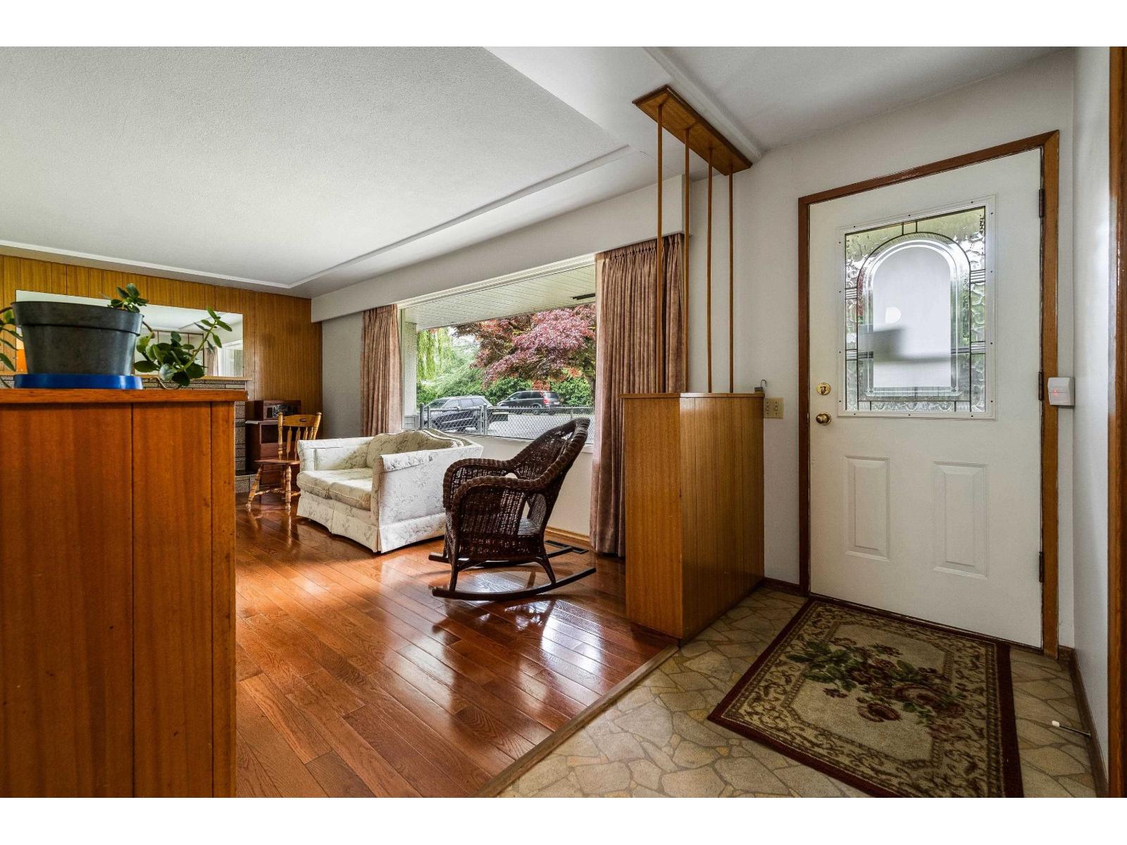 47123 First Avenue, Chilliwack Proper East, Chilliwack, British Columbia  V2P 8B6 - Photo 10 - R3124015