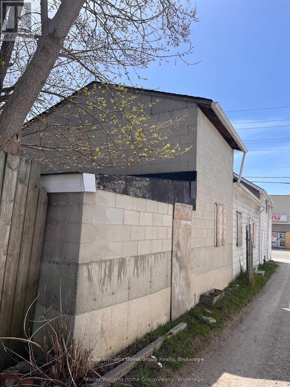5 Main Street N, Halton Hills, Ontario L7J 1V9 - Photo 6 - W13170380