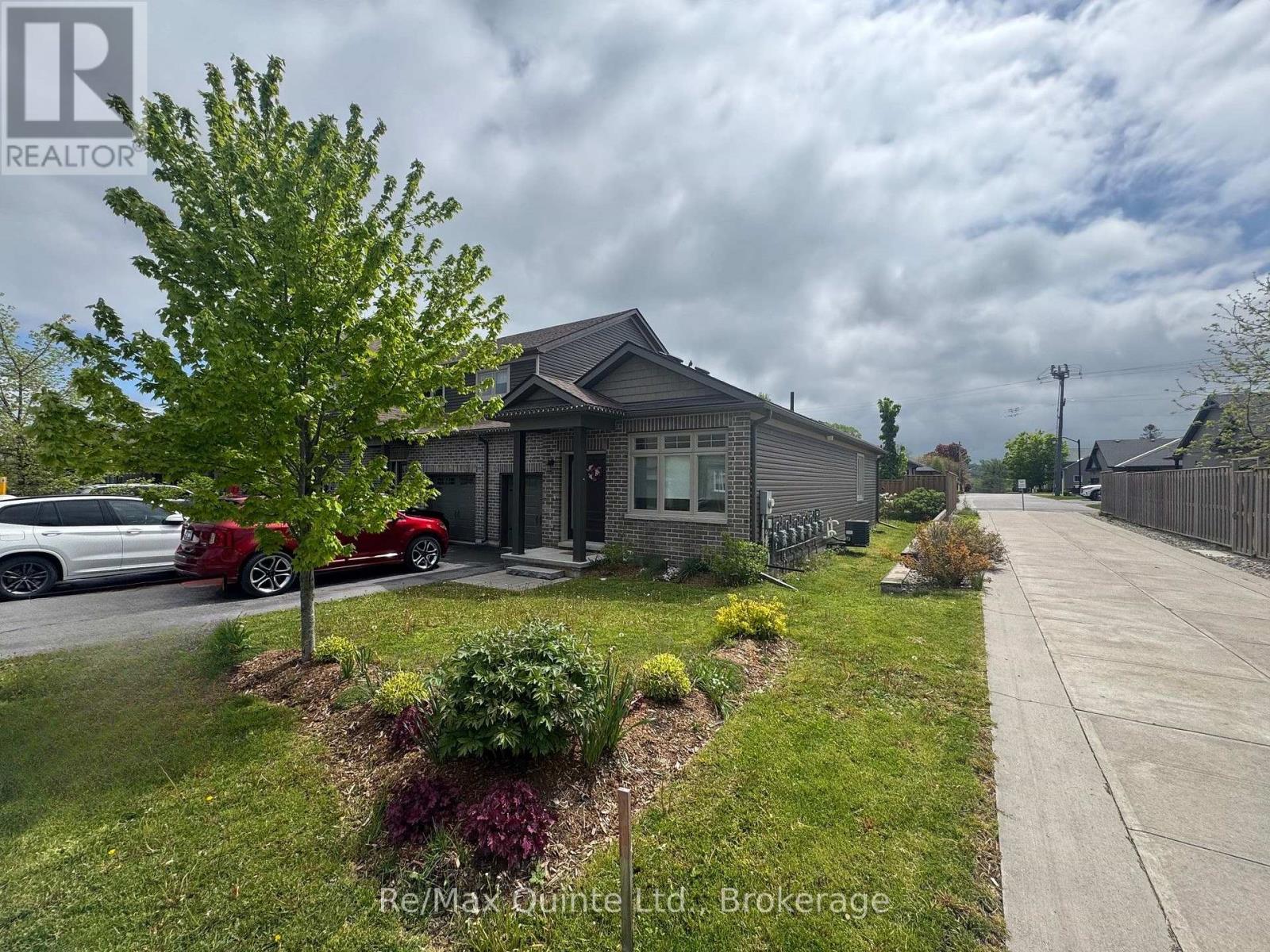 28 CURTIS STREET, Prince Edward County, Ontario