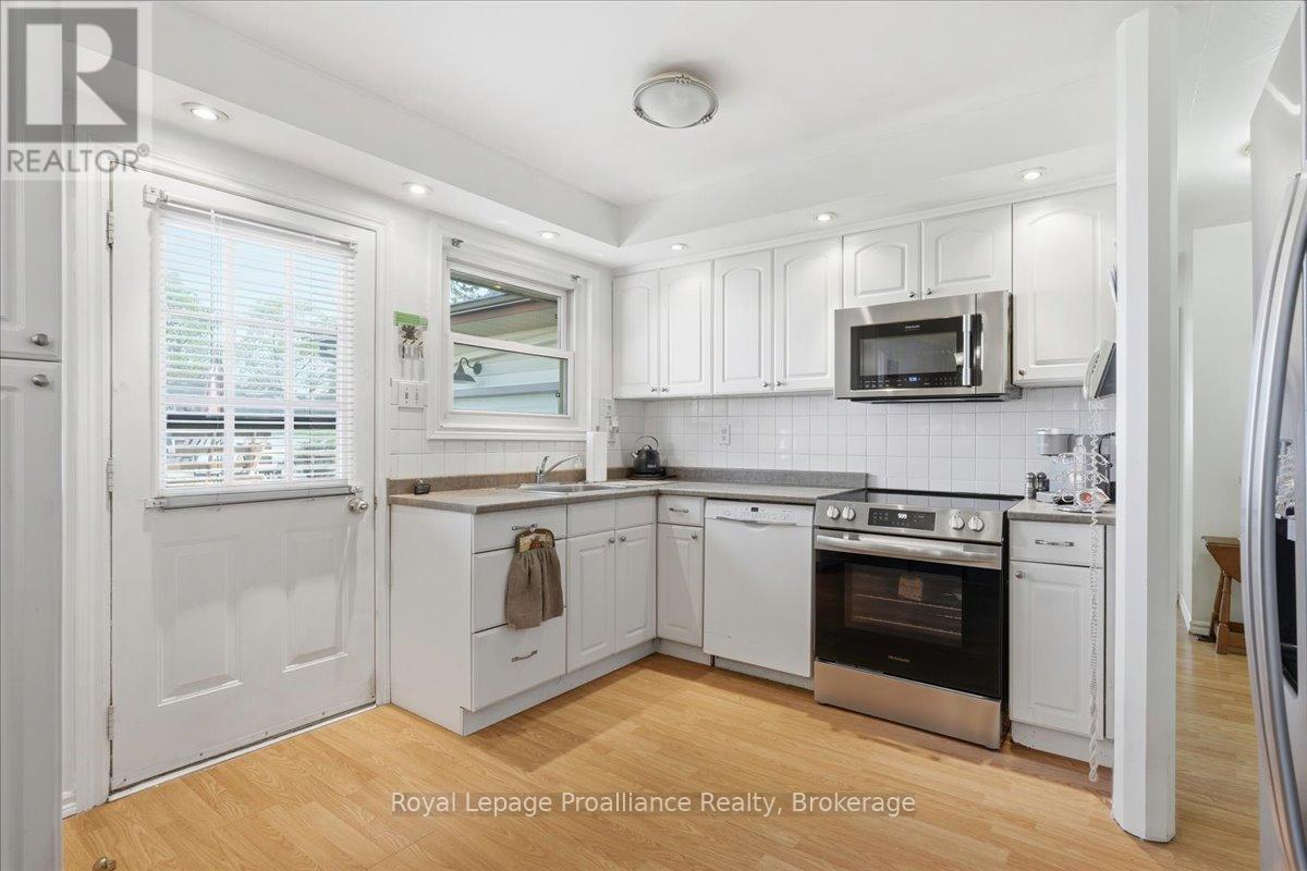 21 Glendale Road, Belleville, Ontario  K8P 4H4 - Photo 14 - X13170358